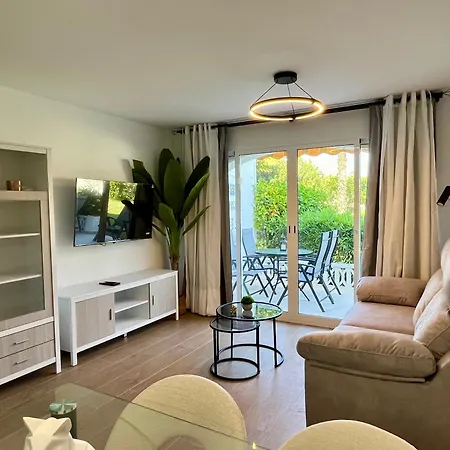 Perseo Albir Apartmán *